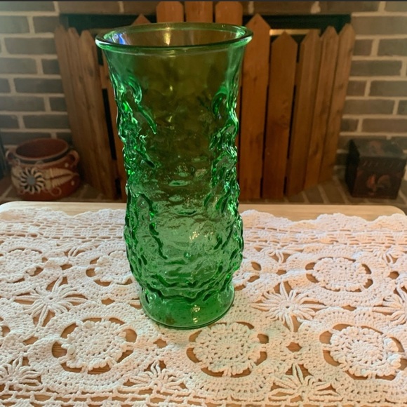 E.O. Brody Vintage 60's Green Glass Vase - Picture 2 of 6